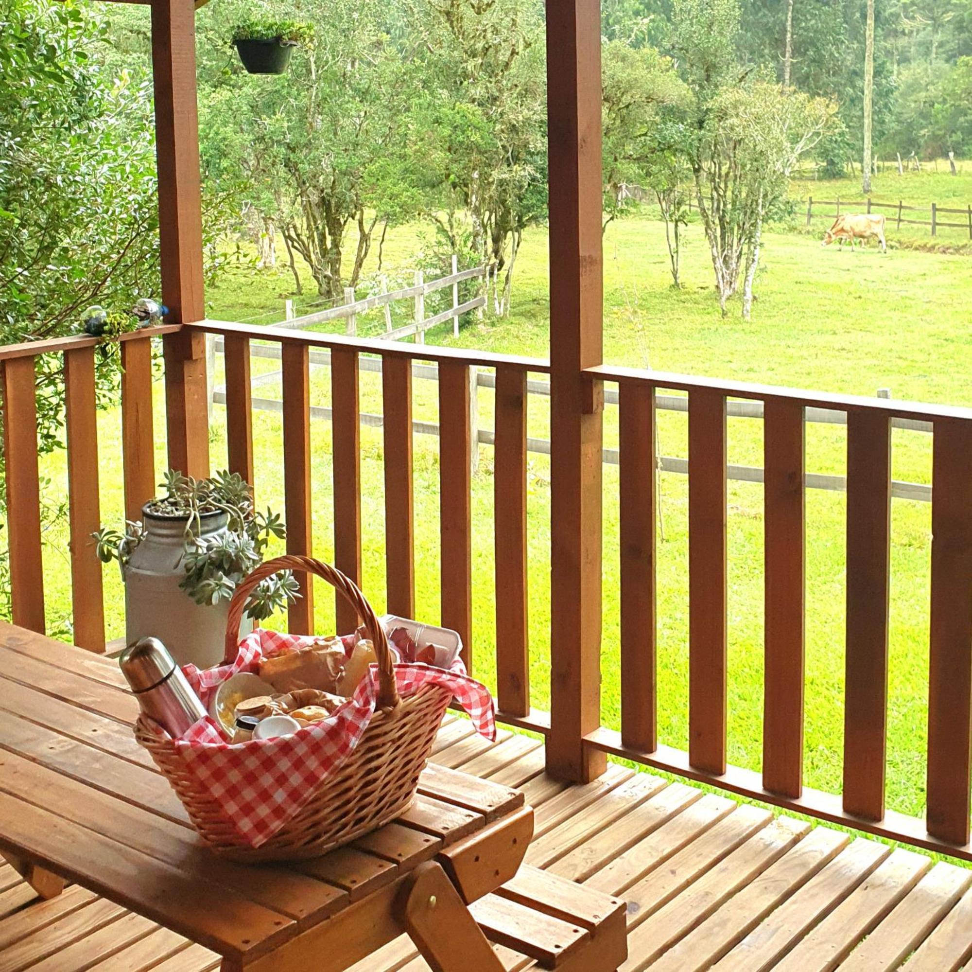 Vale Da Imbuia Chale Temporada Holiday home *